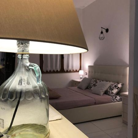 Appartamento Elegante monolocale al centro del paese Teulada Esterno foto