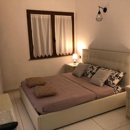 Appartamento Elegante monolocale al centro del paese Teulada Esterno foto