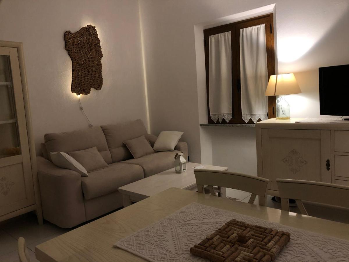 Appartamento Elegante monolocale al centro del paese Teulada Esterno foto