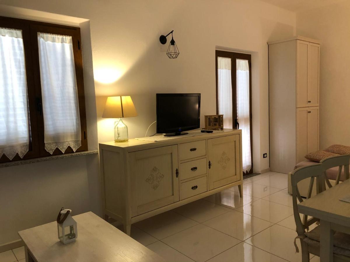 Appartamento Elegante monolocale al centro del paese Teulada Esterno foto